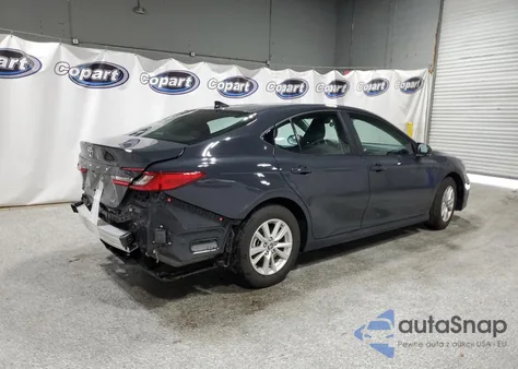 2025 Toyota Camry Xse z USA, uszkodzony, nr VIN 4T1DAACK8SU598945